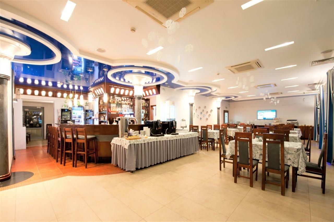 普切兹Spa酒店 尼彻兹 外观 照片